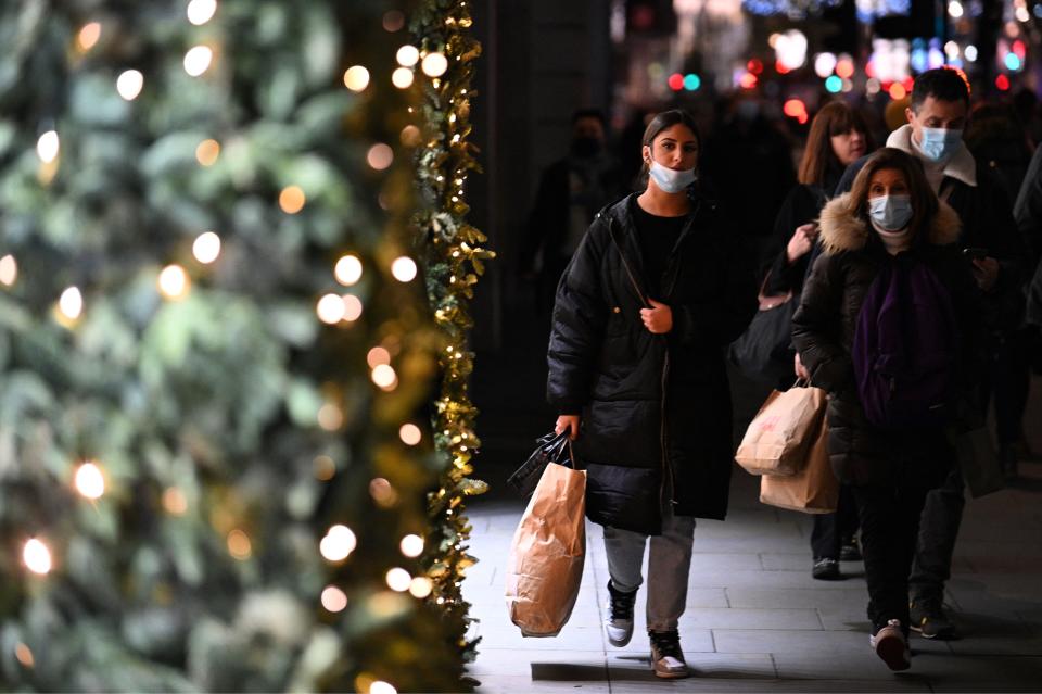 Cyber Monday and Black Friday sales drive shoppers to malls as UK high street suffers