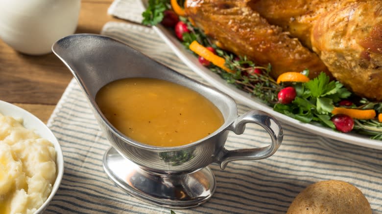 Turkey gravy