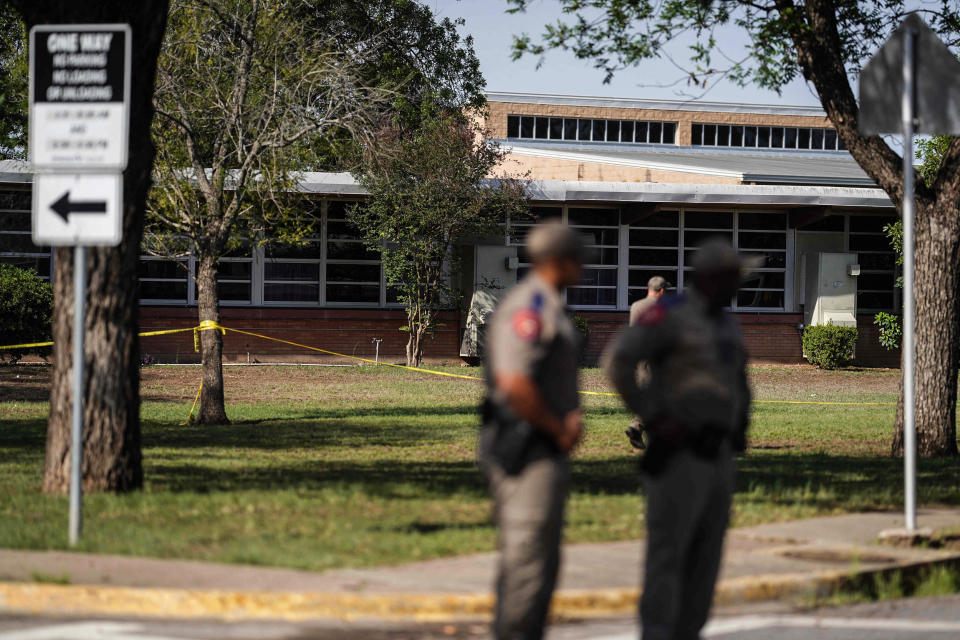 A teacher in Uvalde, Texas, describes ‘the longest 35 minutes of my life’