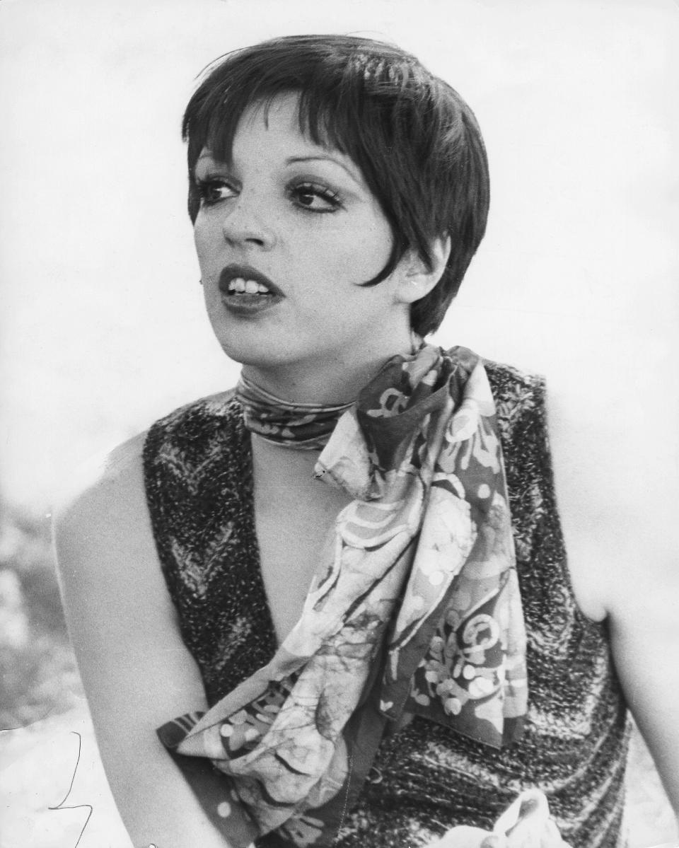 Liza Minnelli’s All-singing, All-dancing Style Is Your Reminder to Dress for Joy