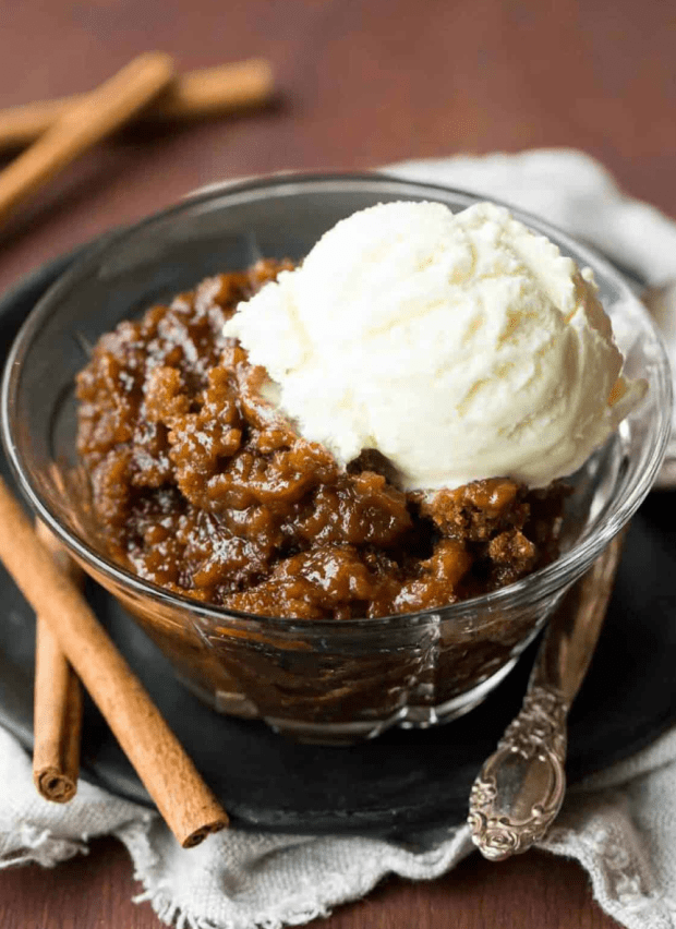 <p><a href="https://www.thereciperebel.com/slow-cooker-gingerbread-pudding-cake/" rel="nofollow noopener" target="_blank" data-ylk="slk:The Recipe Rebel;elm:context_link;itc:0;sec:content-canvas" class="link ">The Recipe Rebel</a></p>