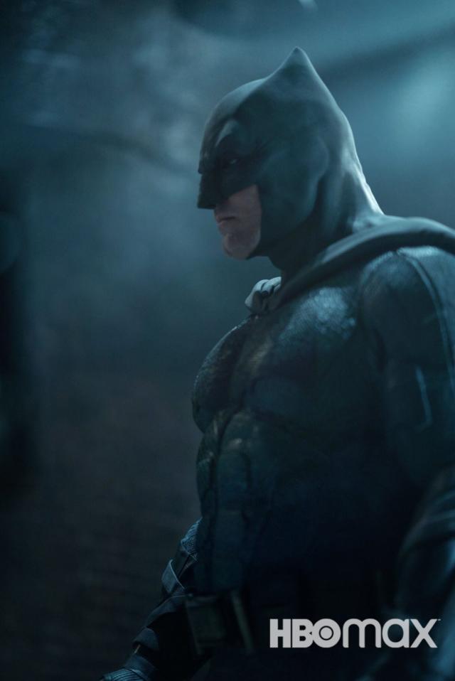 It's Almost Here! Take a Closer Look at Ben Affleck's Batman in Zack  Snyder's Justice League