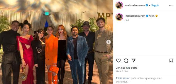 Melissa Barrera con sus compañeros del elenco de Scream (Imagen: Instagram)