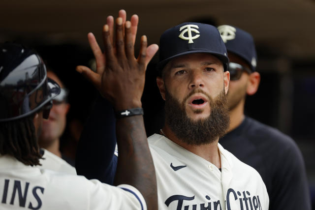 Twins Pitcher Dallas Keuchel Loses Perfect Game In 7th Inning - The Spun:  What's Trending In The Sports World Today