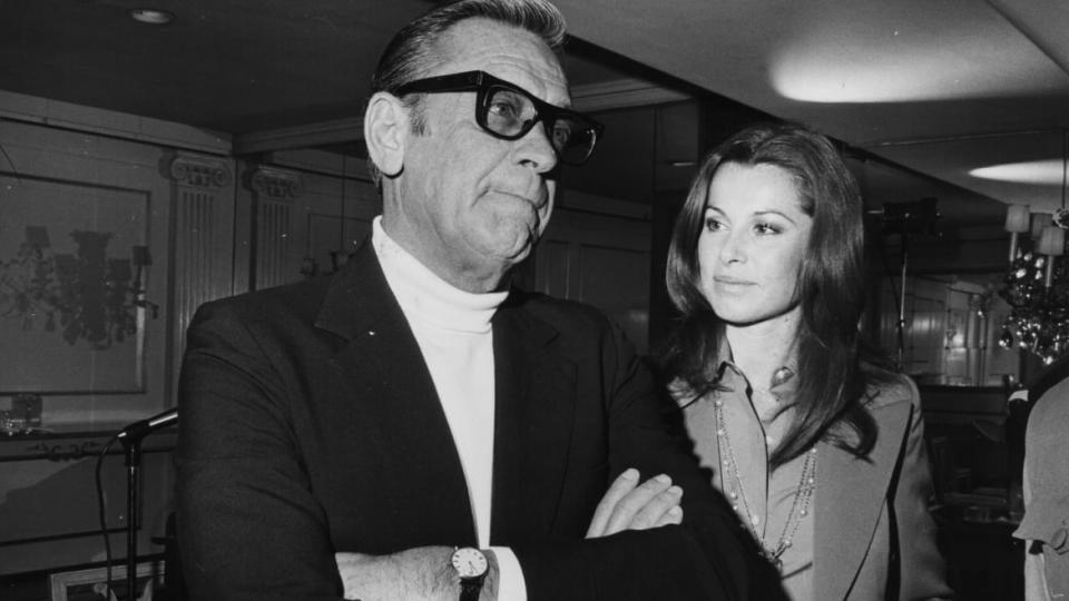 <div class="inline-image__caption"><p>William Holden with Stefanie Powers, 1975.</p></div> <div class="inline-image__credit">Pictorial Parade</div>