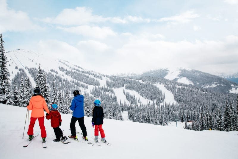Canada's Marmot Basin ski resort in the province of Alberta is around four hours' drive west of Edmonton. Tourism Jasper/dpa