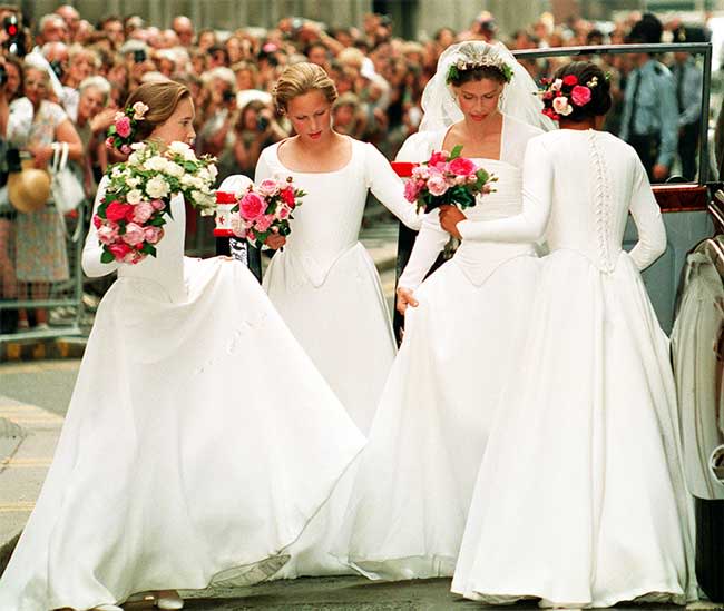 zara-phillips-sarah-armstong-wedding