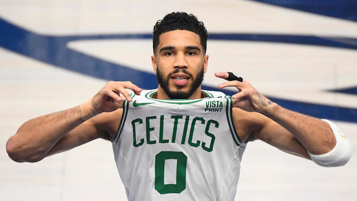 Tatum shines as Celtics take 3-0 series lead over Mavericks