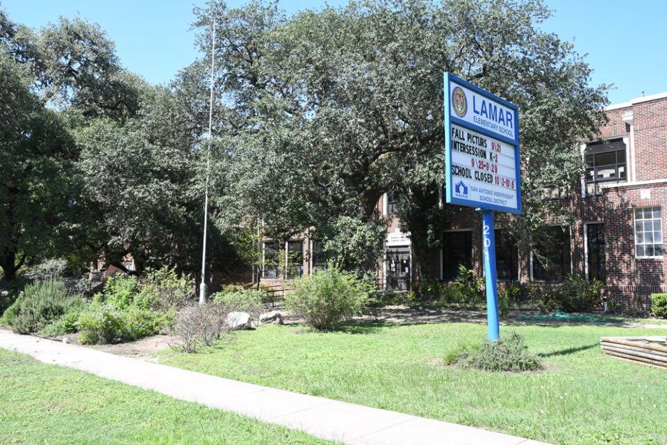 Lamar Elementary in the San Antonio Independent School District is among those run in partnership with an outside charter organization. The schools have helped prevent enrollment loss. (Lamar Elementary)
