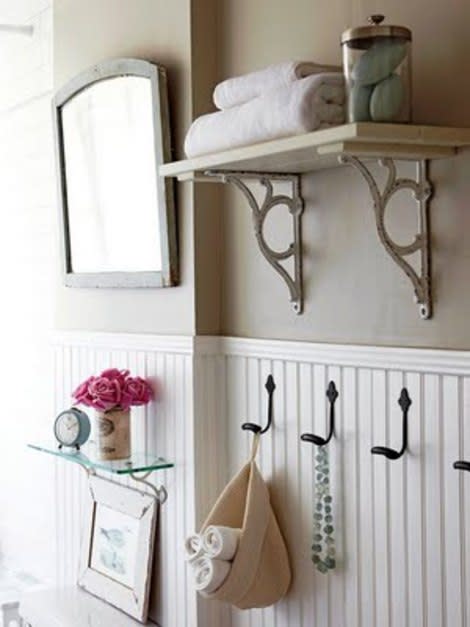 Quick and not-so-dirty: 5 ways to cut bathroom clutter