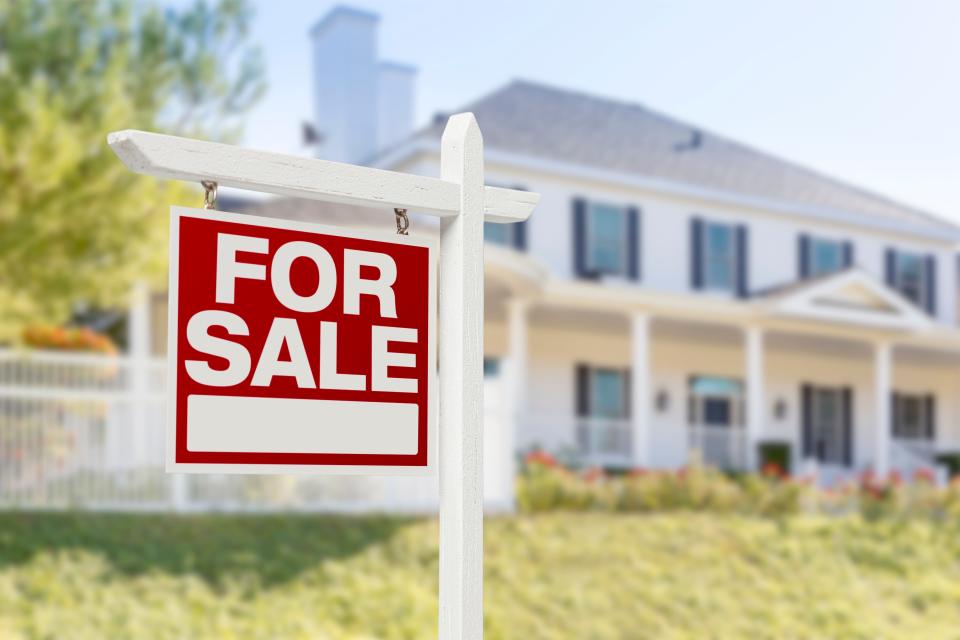 Home sales prices fell in Strafford County in July 2022, ending a streak of record-setting increases.