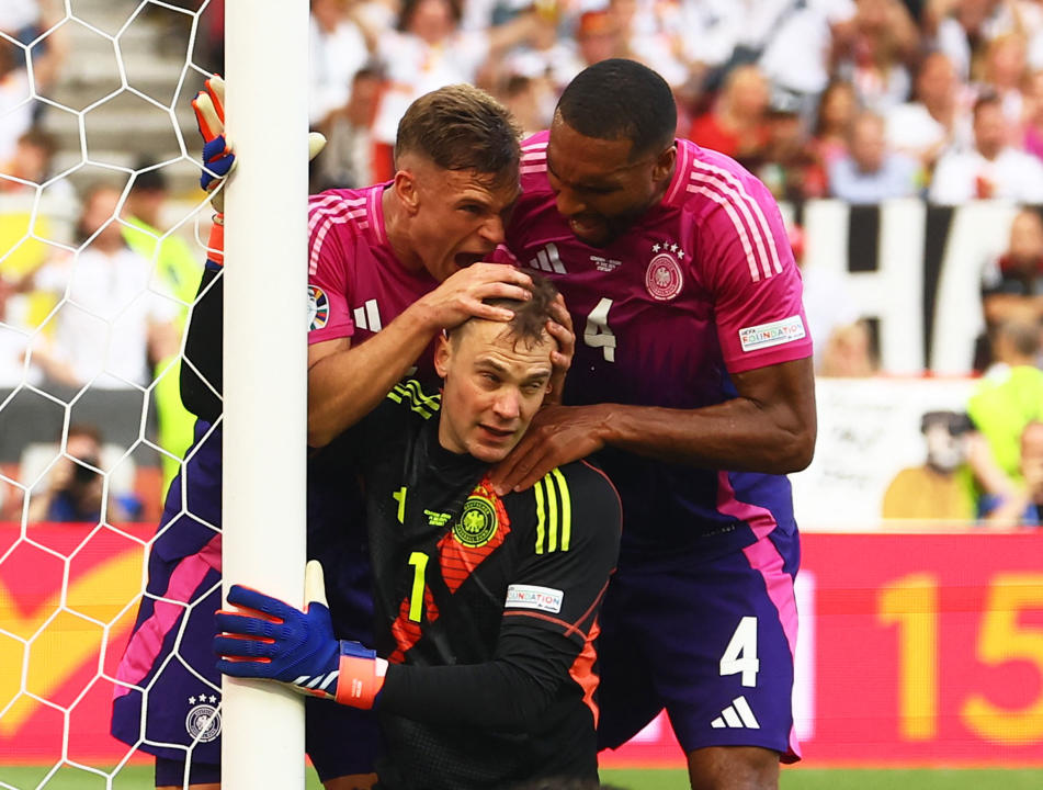 Soccer Football - Euro 2024 - Group A - Germany v Hungary - Stuttgart Arena, Stuttgart, Germany - June 19, 2024 Germany's Jonathan Tah, Joshua Kimmich and Manuel Neuer react REUTERS/Kai Pfaffenbach