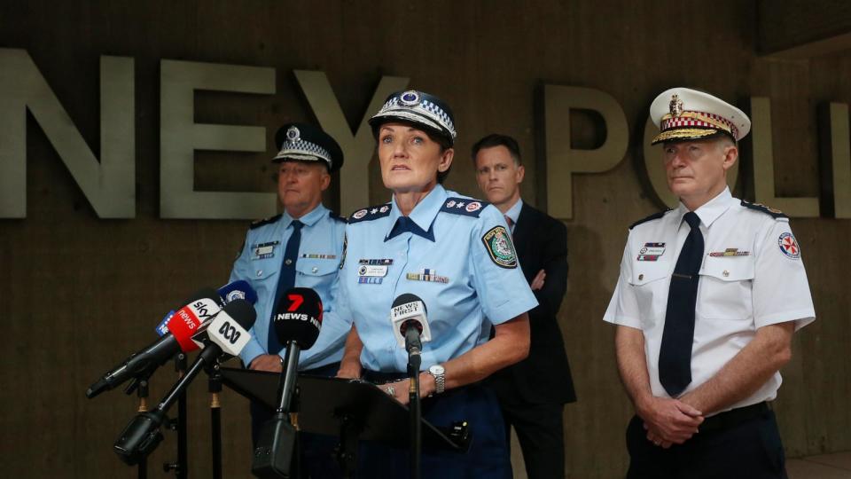 PHOTO: NSW Police Commissioner Karen Webb, Premier of NSW Chris Minns, NSW Deputy Police Commissioner Peter Thurtell and Ambulance Commissioner Dominic Morgan hold a press conference on April 16, 2024 in Sydney, Australia.  (Lisa Maree Williams/Getty Images)