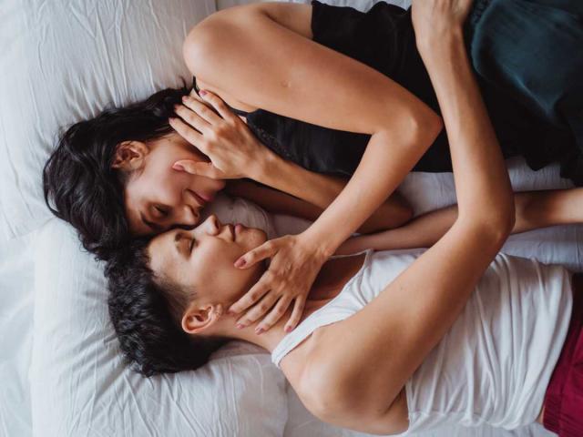 Slow Sexe : tout savoir et pratiquer en douceur