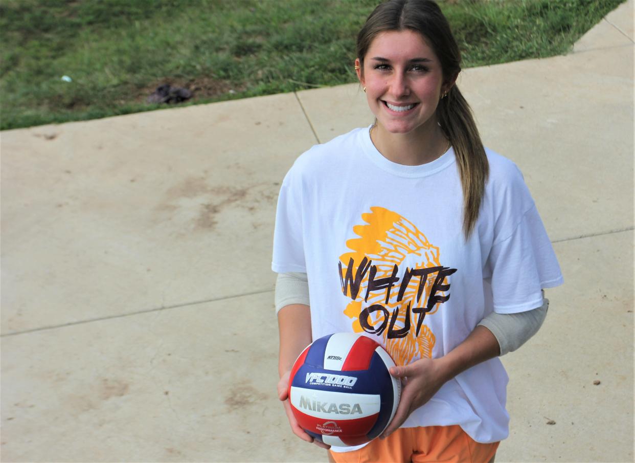 Kickapoo senior Bella Faria has committed to her "dream school" Arizona State University, where she will play volleyball.