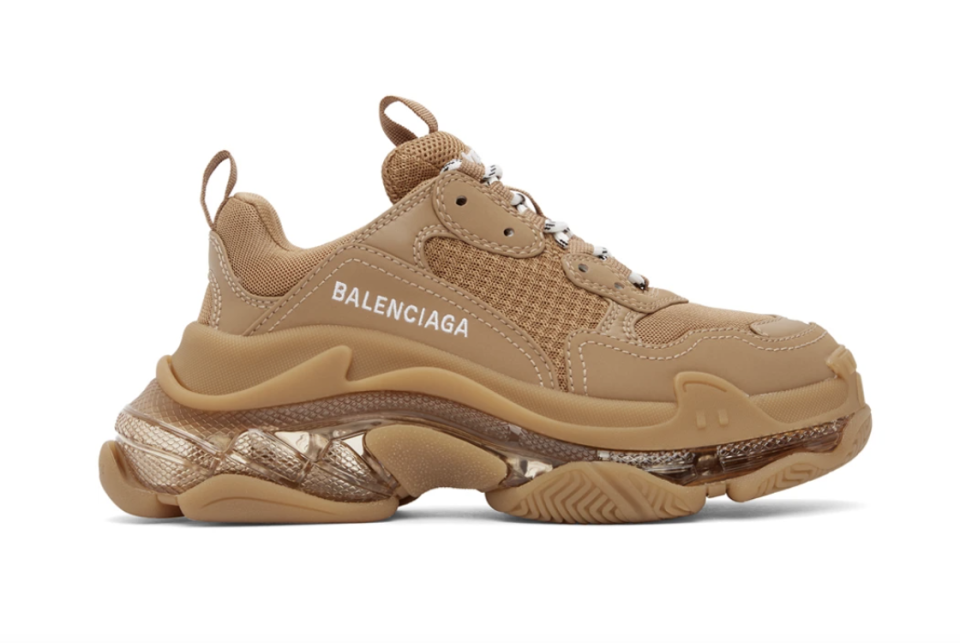 Balenciaga鞋難得7折！趁未斷碼入手Triple S老爹鞋減價低至$5,124