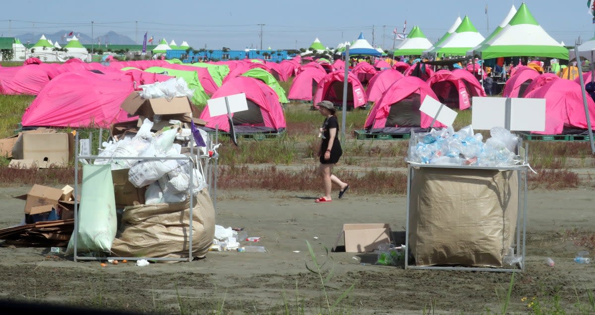 Thousands of scouts left the site just days into the gathering (Yonhap)