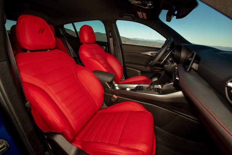 2024 Dodge Hornet R/T interior