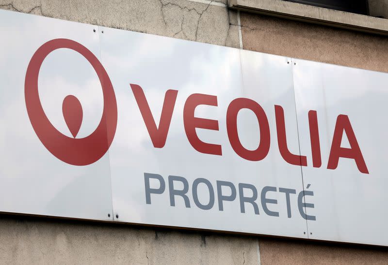 FILE PHOTO: The logo of Veolia