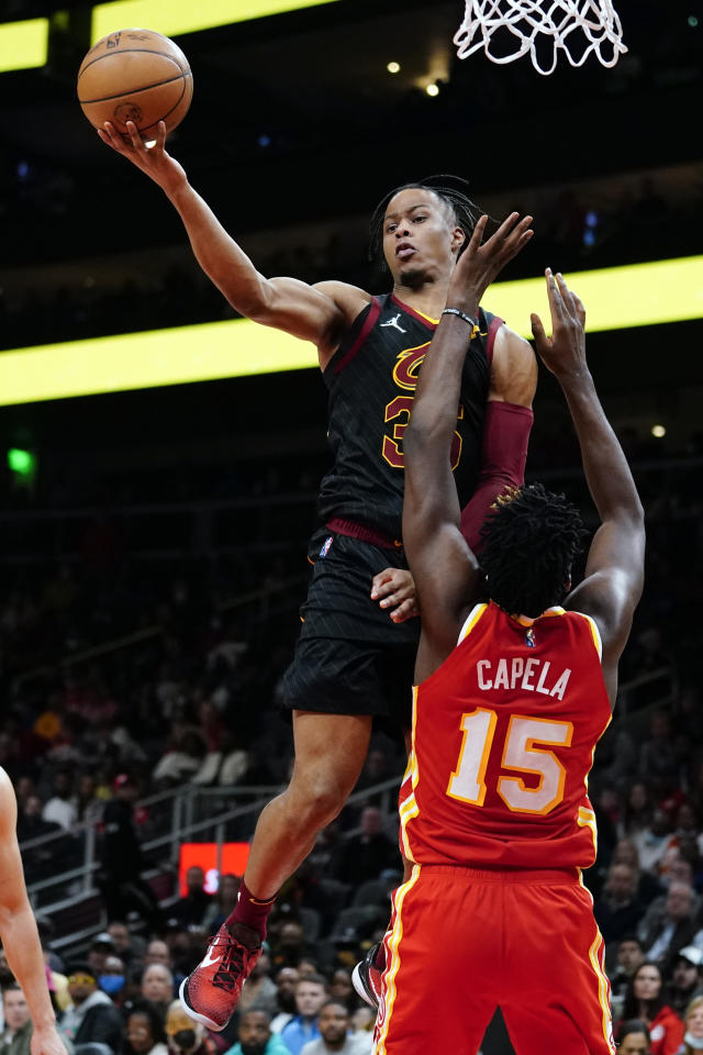 Young scores 41 for Hawks to hand 124-116 loss to Cavaliers