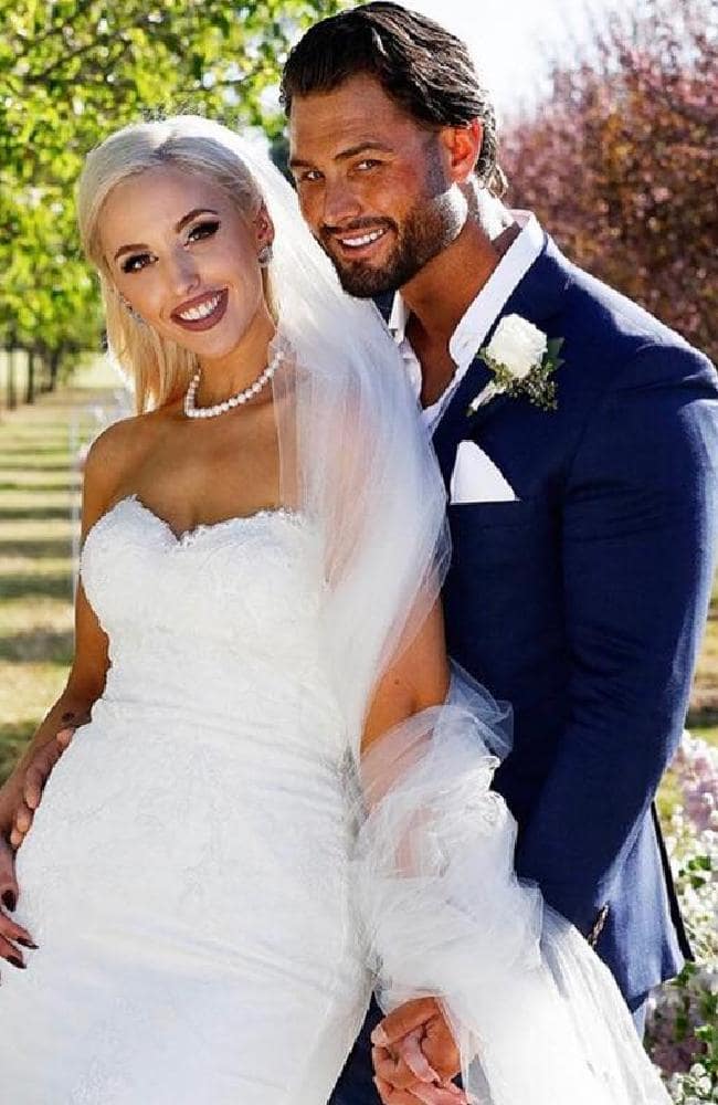 and Sam Ball wedding portrait Married at First Sight 2019 