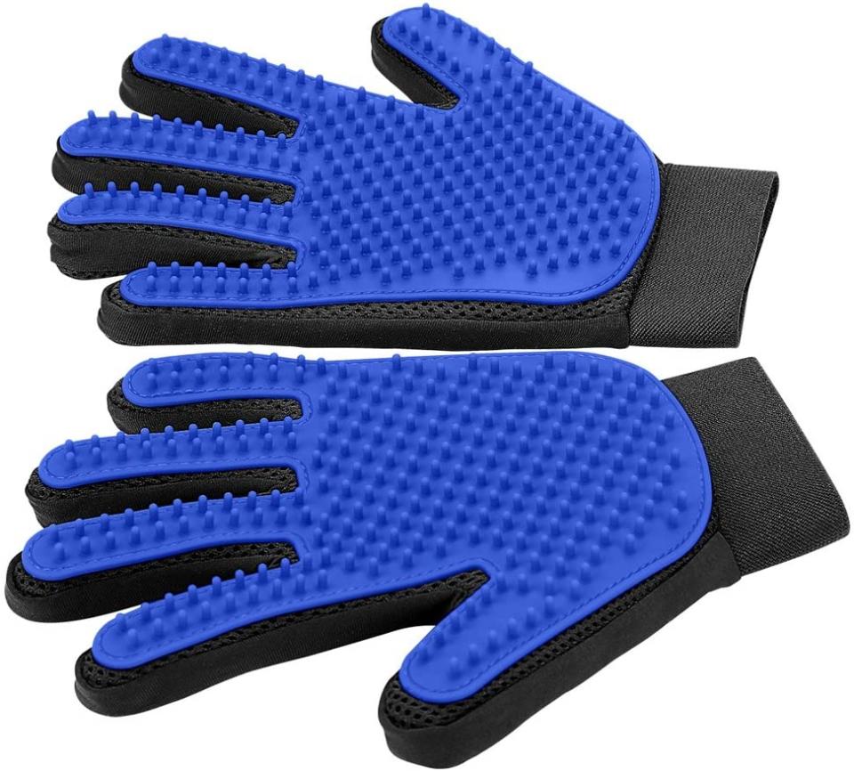 DELOMO pet grooming gloves