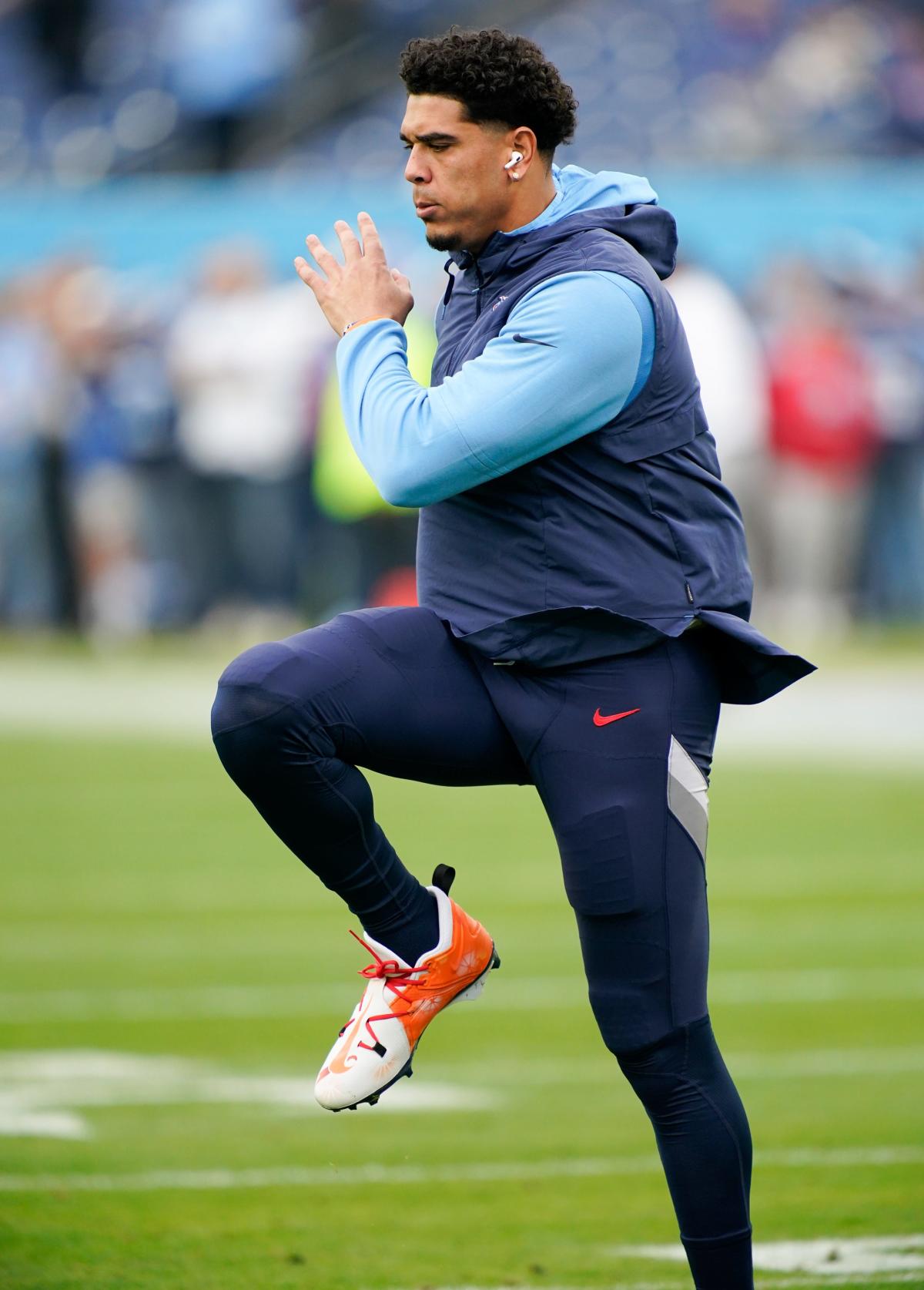 Look: Jaguars, Titans Honor Damar Hamlin With Powerful Pregame Moment 