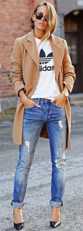 12 Foolproof Ways To Style Jeans And A T-Shirt