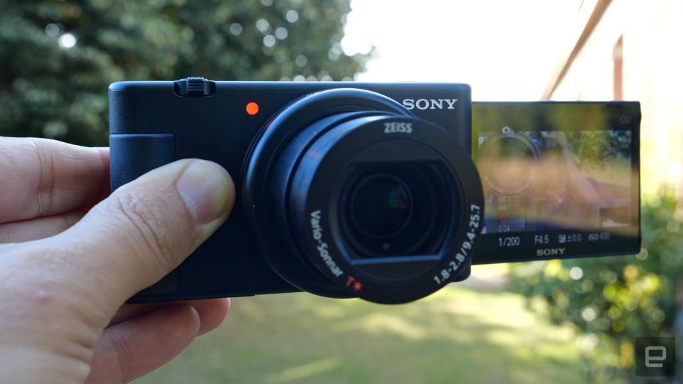 Sony Zv 1 Review A Portable Vlogging Camera With Few Weaknesses