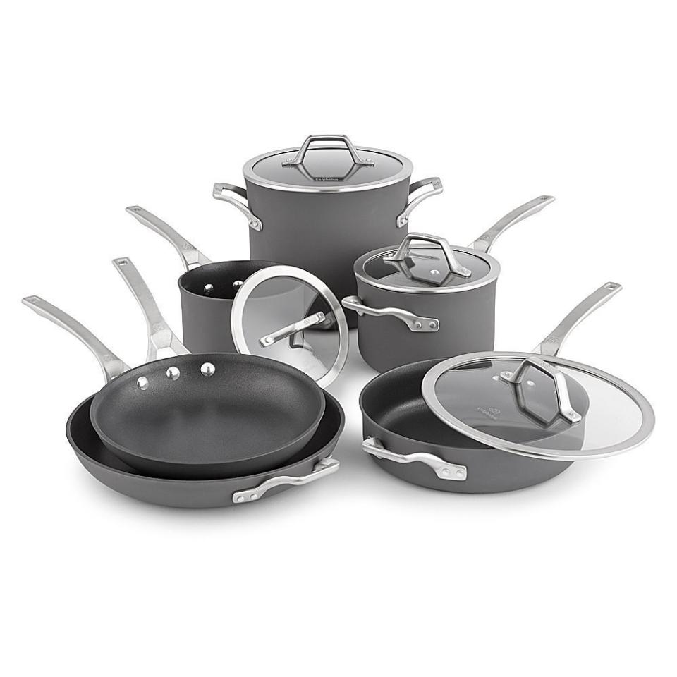 Get this <a href="https://www.amazon.com/Calphalon-Signature-Anodized-Nonstick-Cookware/dp/B015Y7GB9W/" target="_blank">Calphalon 10-piece set here</a>.&nbsp;