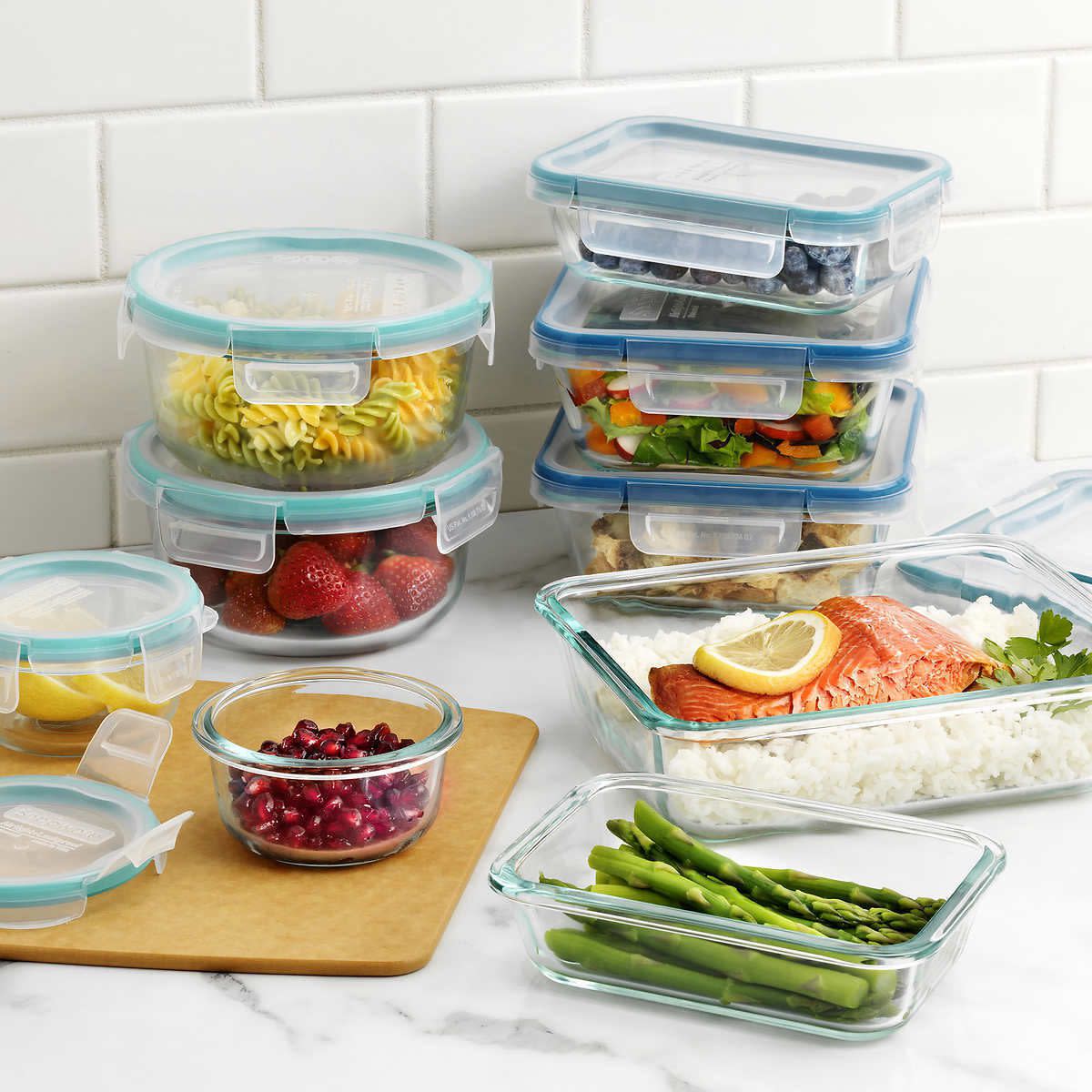 18-piece Pyrex snapware