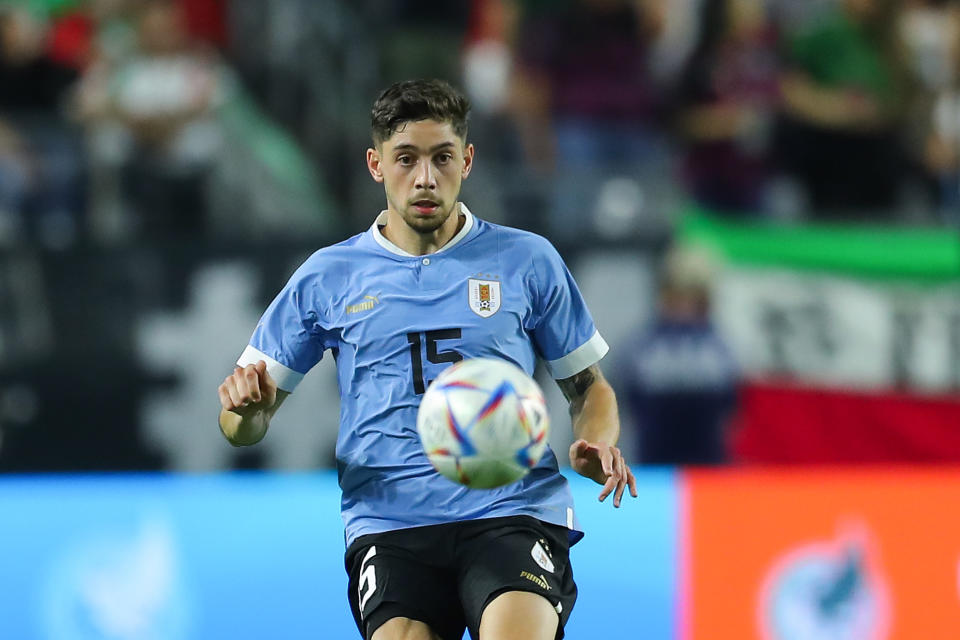 GLENDALE, AZ - JUNE 02: Federico Valverde #15 of Uruguay controls the ball during friendly match between Uruguay and Mexico at State Farm Stadium on June 2, 2022 in Glendale, Arizona. (Photo by Omar Vega/Getty Images)