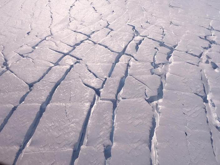 El glaciar Thwaites en la Antártida occidental se ha adelgazado rápidamente a medida que el planeta se calienta.  (Servicio Antártico Británico)