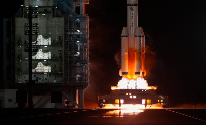 China’s Long March rocket was used to launch the spaceplane to orbit on December 14, 2023. - Photo: Andy Wong (AP)