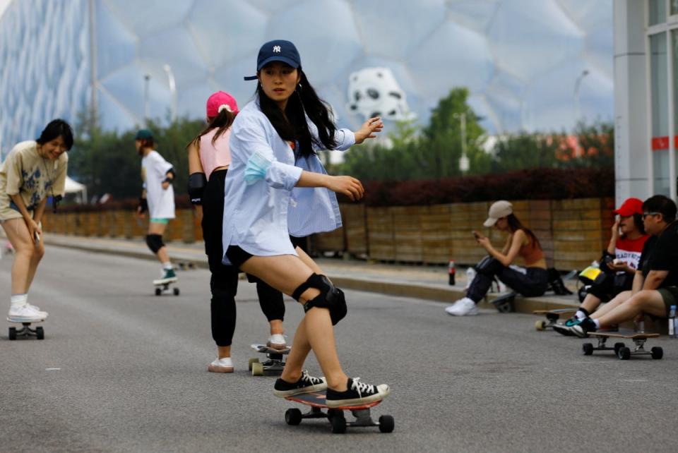 Chen Yanni during a free weekly training session outside the National Aquatics Centre (Reuters)