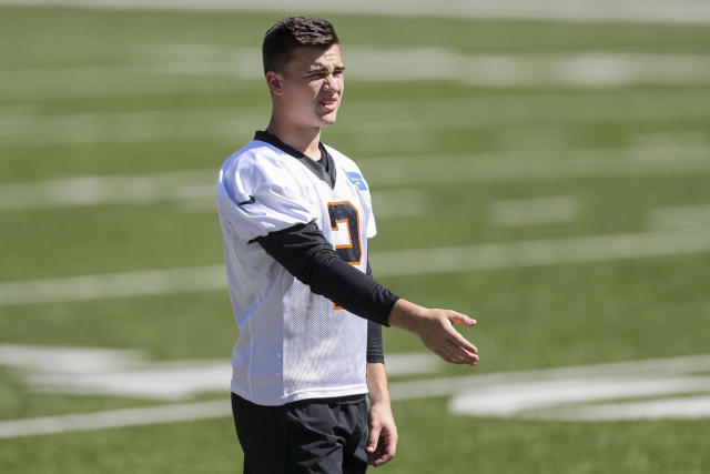 Watch: Bengals' Evan McPherson nails field goals through smaller