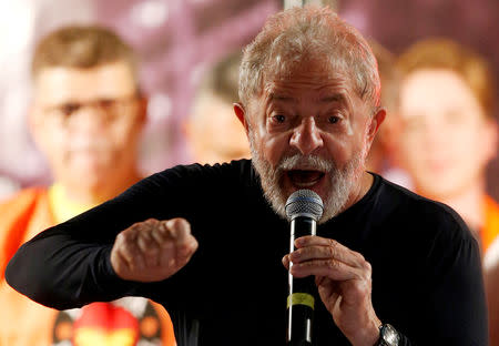 FILE PHOTO: Former Brazilian President Luiz Inacio Lula da Silva speaks during a rally in Curitiba, Brazil, March 28, 2018. REUTERS/Rodolfo Buhrer/File photo