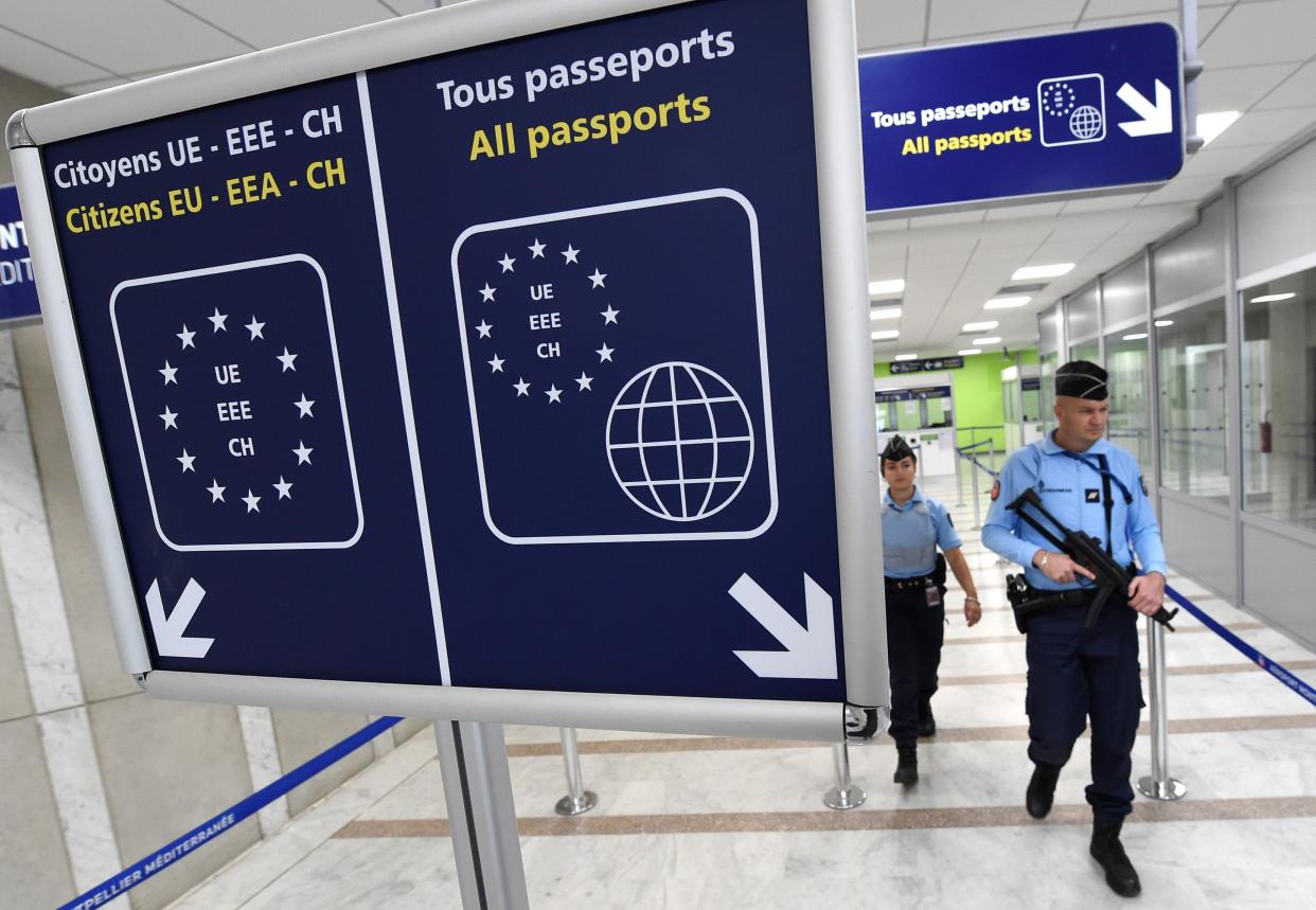 France EU Passport Control Airport