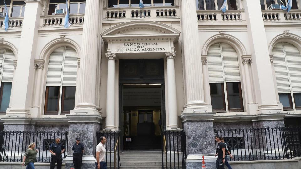 El BCRA aprobó la primera tanda de billetes de $10.000