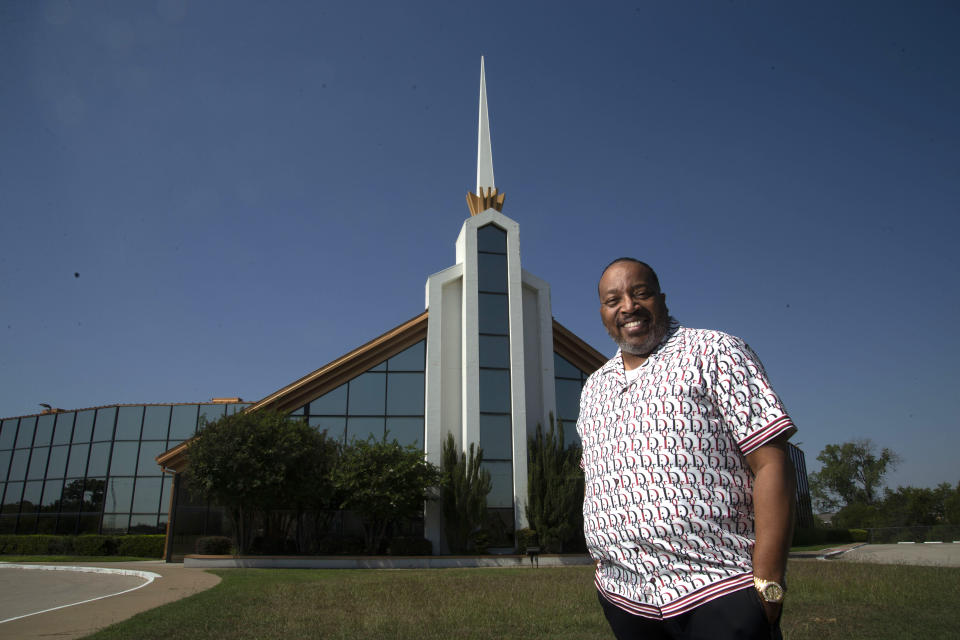 Marvin Sapp, pastor of The Chosen Vessel Cathedral, poses for a portrait in Fort Worth, Texas on Oct. 6, 2020 to promote his 12th album "Chosen Vessel." (Photo by Michael Mulvey/Invision/AP)