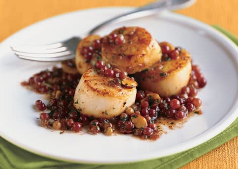 Pan-Seared Scallops with Champagne Grapes and Almonds