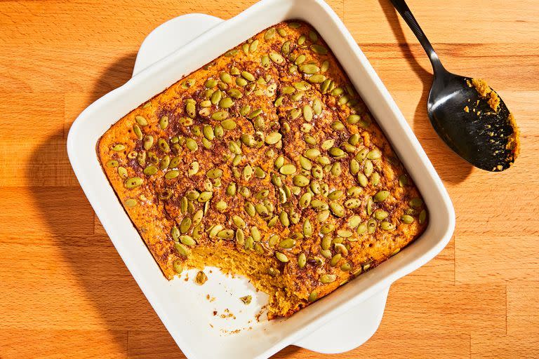 Family-Style Pumpkin Pie Baked Oats