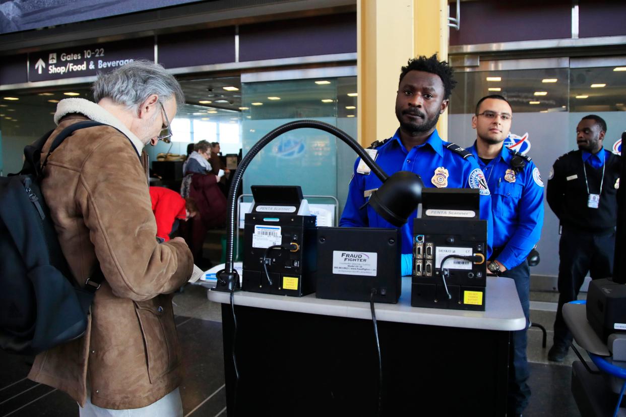 TSA checkpoint at Reagan National Airport