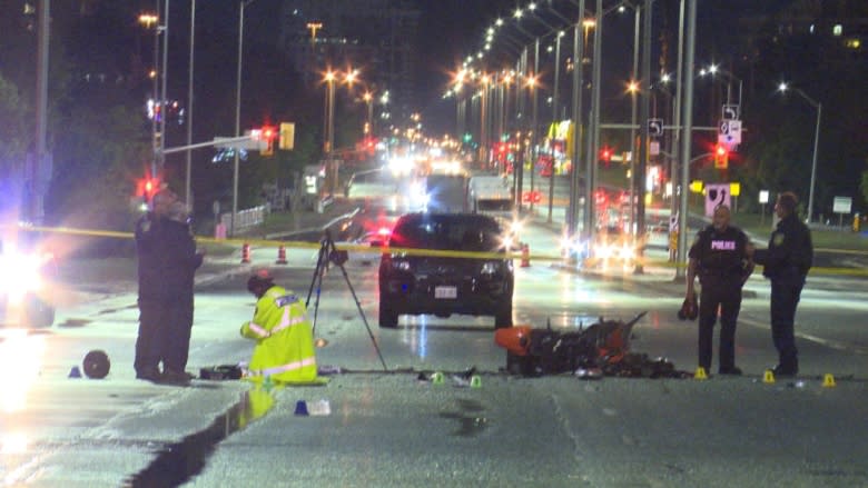 2 dead in crash involving motorcycle and vehicle in Brampton