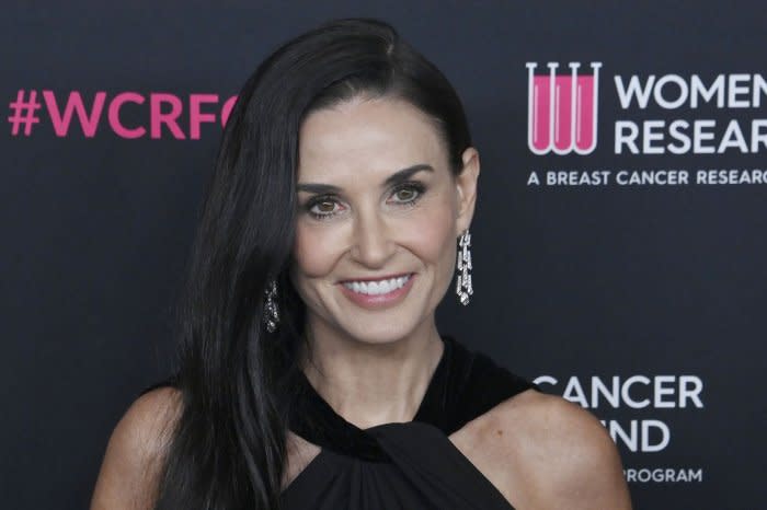 Demi Moore, Tom Hanks attend Women's Cancer Research Fund benefit