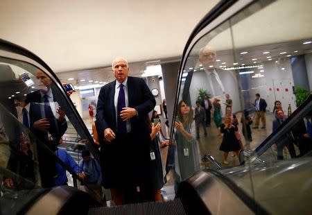 Senator John McCain (R-AZ) arrives for a healthcare vote on Capitol Hill in Washington, U.S. July 26, 2017. REUTERS/Eric Thayer