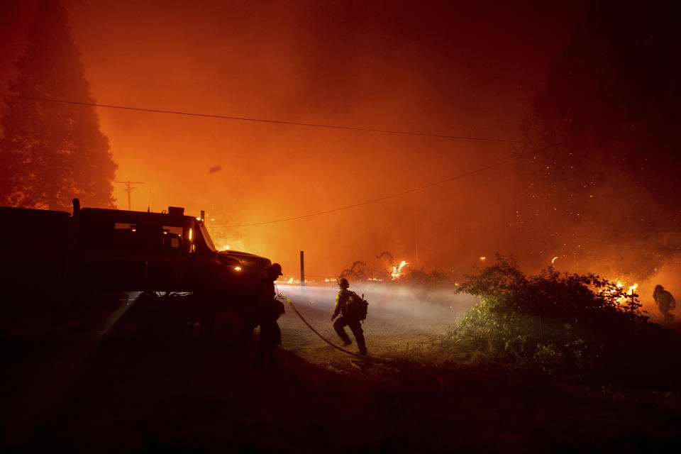 Northern California wildfire surges