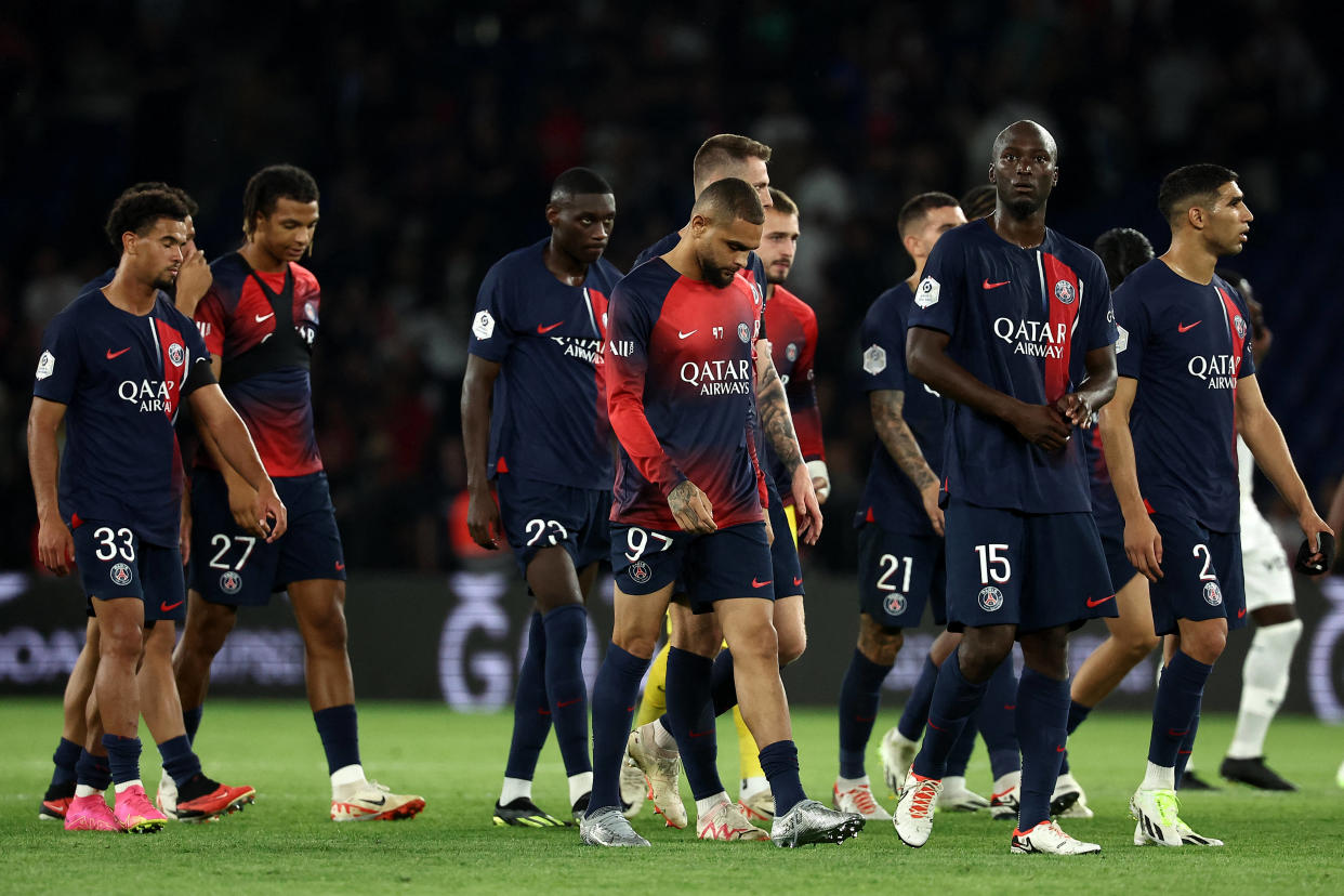 Les joueurs du PSG après leur défaite face à Nice, en Ligue 1, le 15 septembre 2022.