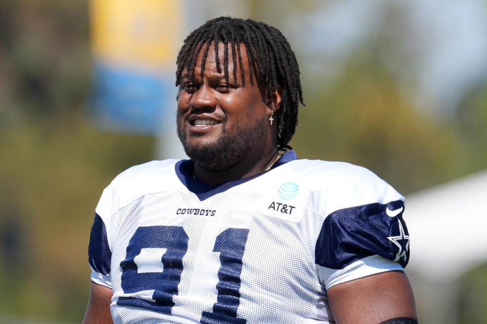 Former Dallas Cowboys defensive tackle Carlos Watkins (91) agreed to terms on a one-year deal with the Arizona Cardinals Thursday.