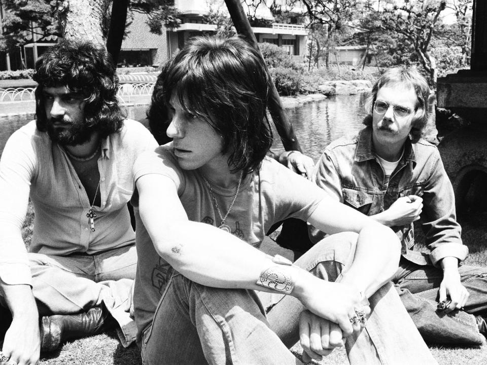 The guitarist with musicians Tim Bogert and Carmine Appice (Getty)